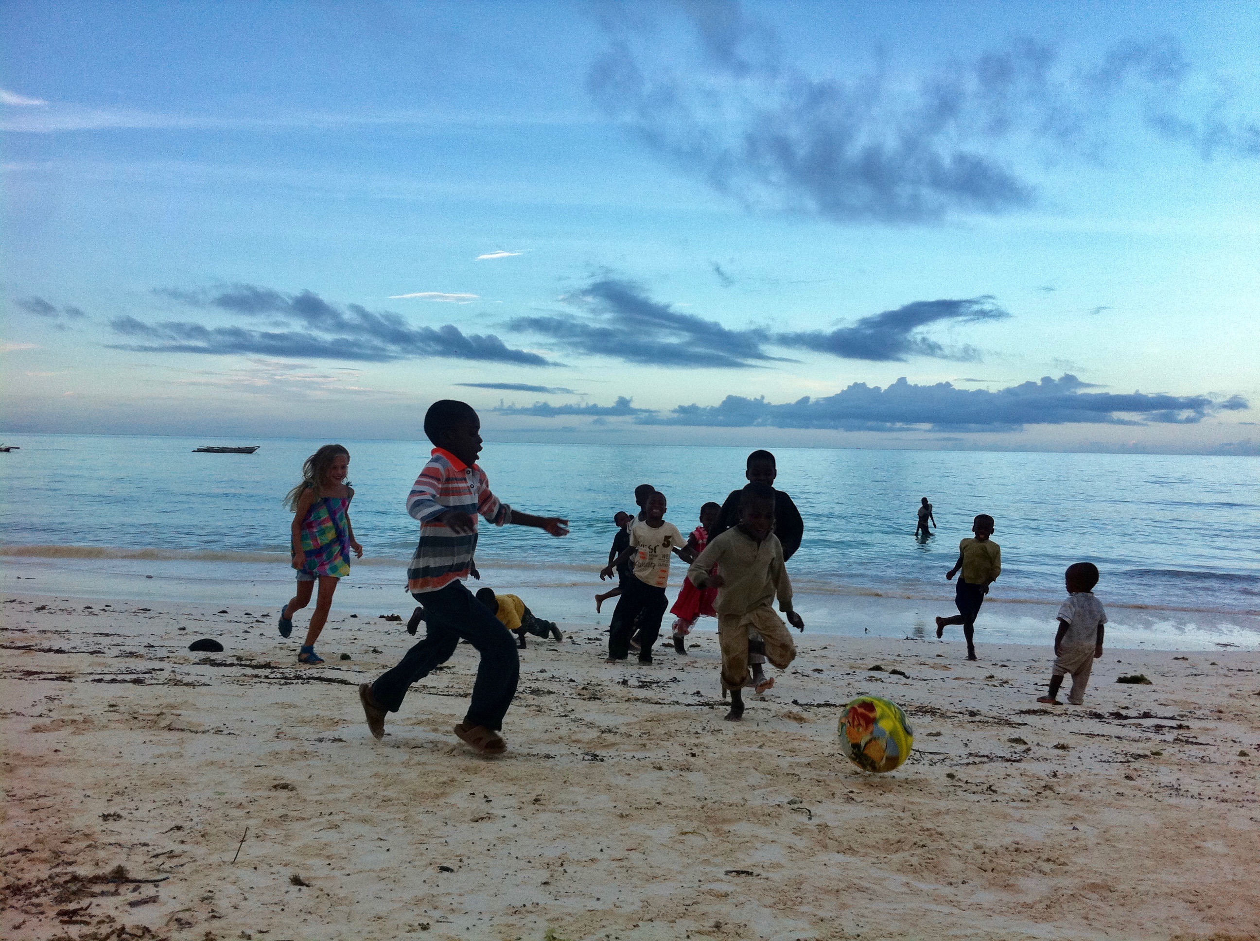 fotboll på stranden